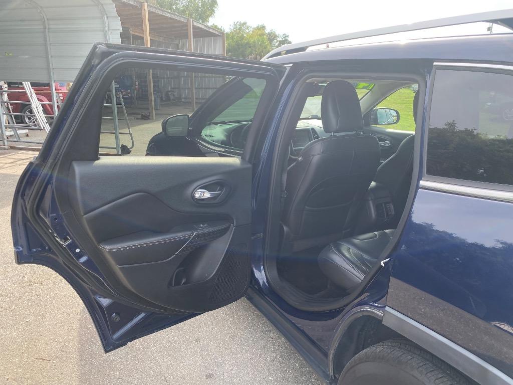2014 Jeep Cherokee - $8,995