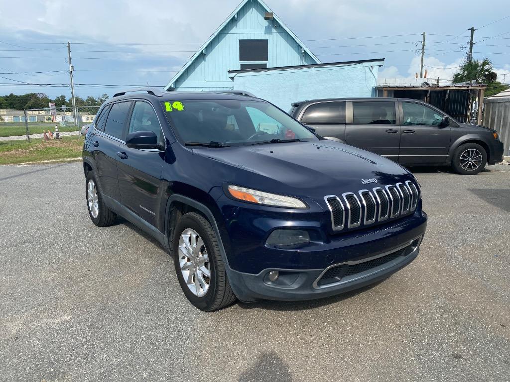 2014 Jeep Cherokee - $8,995