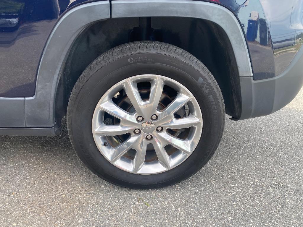 2014 Jeep Cherokee - $8,995