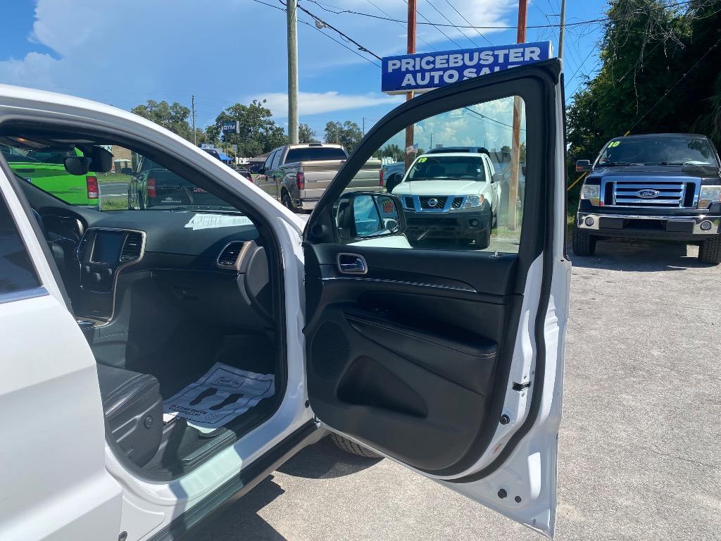 2017 Jeep Cherokee - $10,995