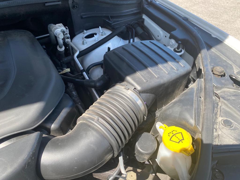 2017 Jeep Cherokee - $10,995