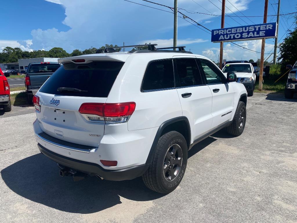 2017 Jeep Cherokee - $10,995
