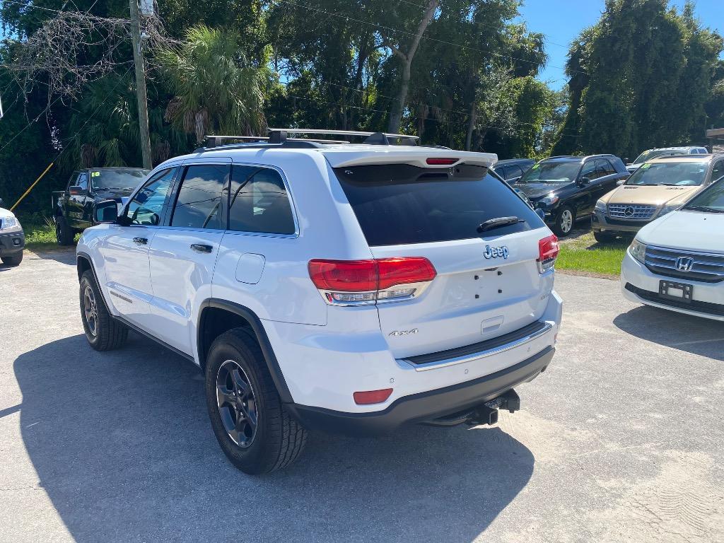 2017 Jeep Cherokee - $10,995