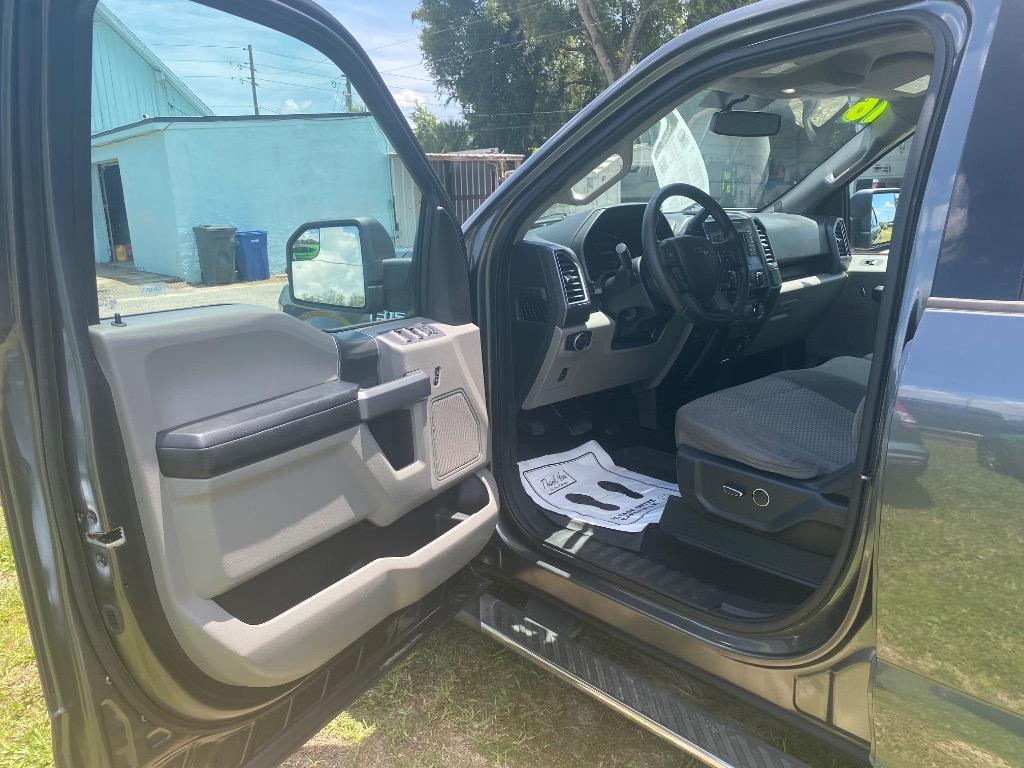 2016 Ford F-150 - $15,995