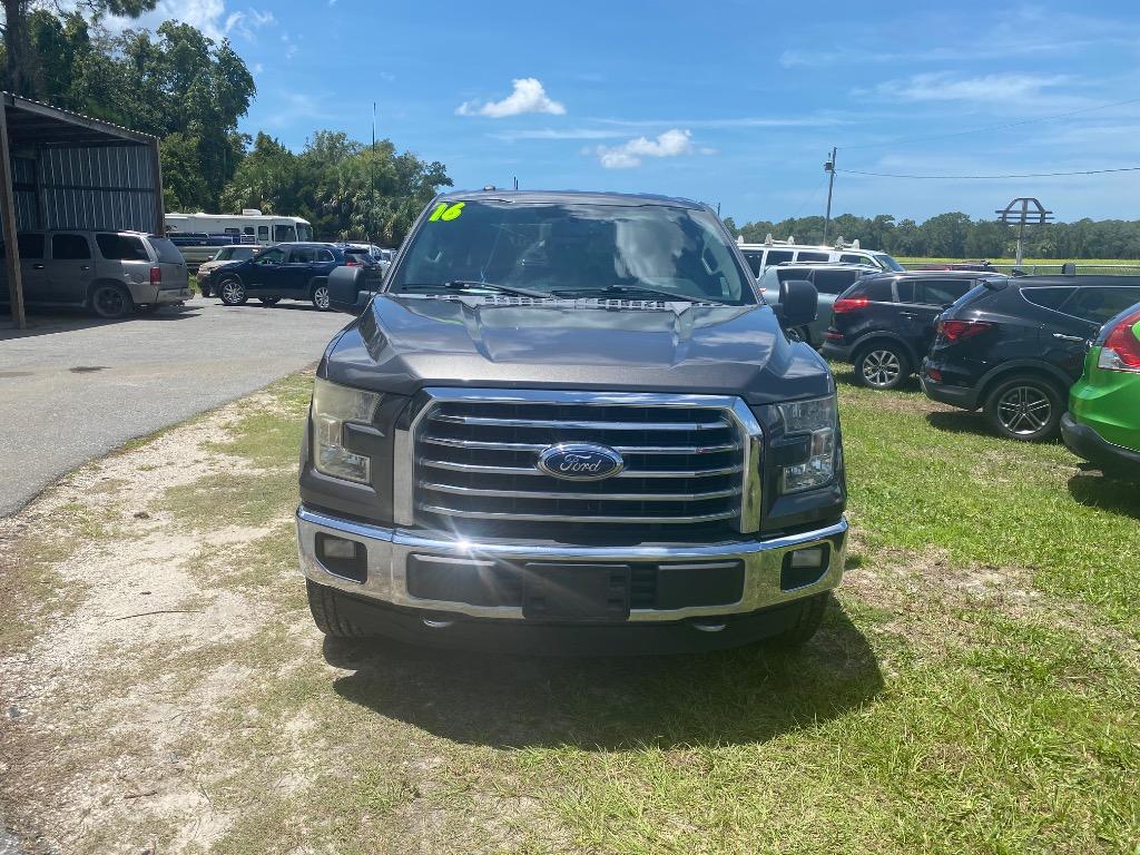 2016 Ford F-150 - $15,995
