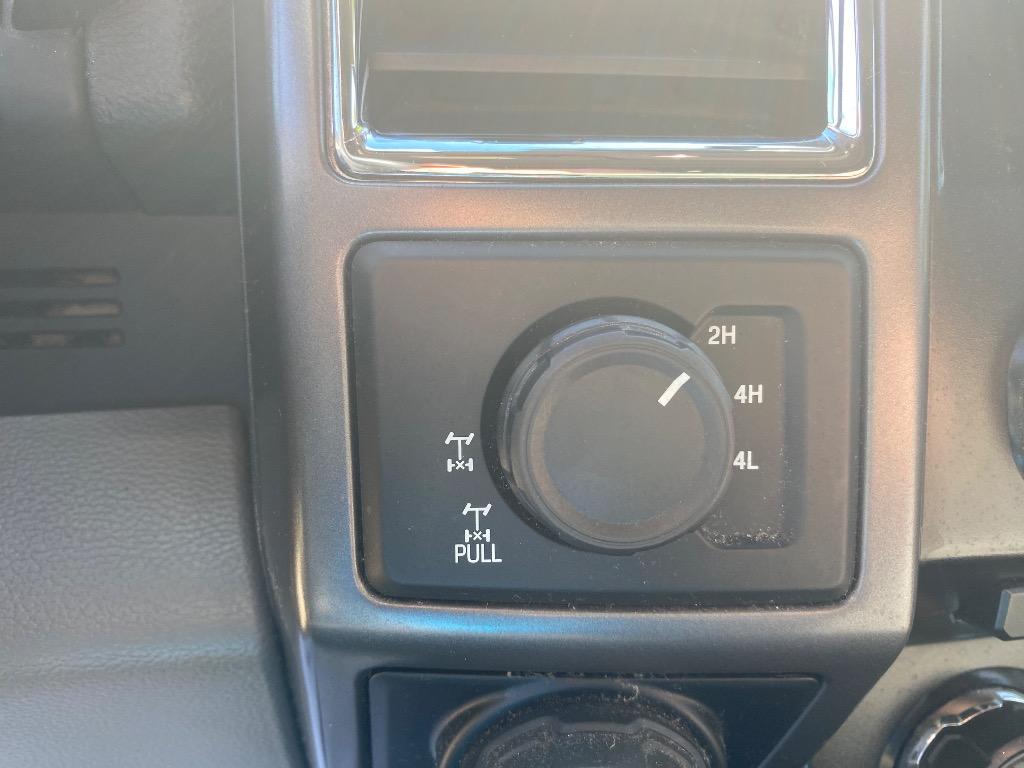 2016 Ford F-150 - $15,995