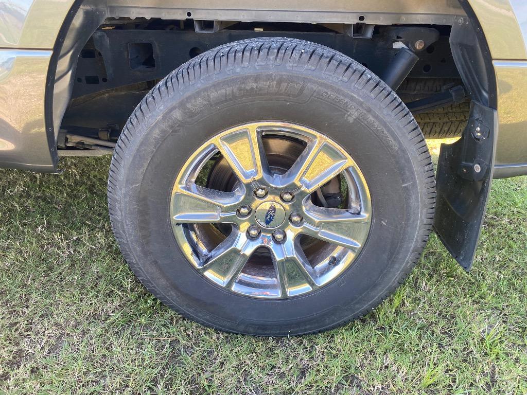 2016 Ford F-150 - $15,995