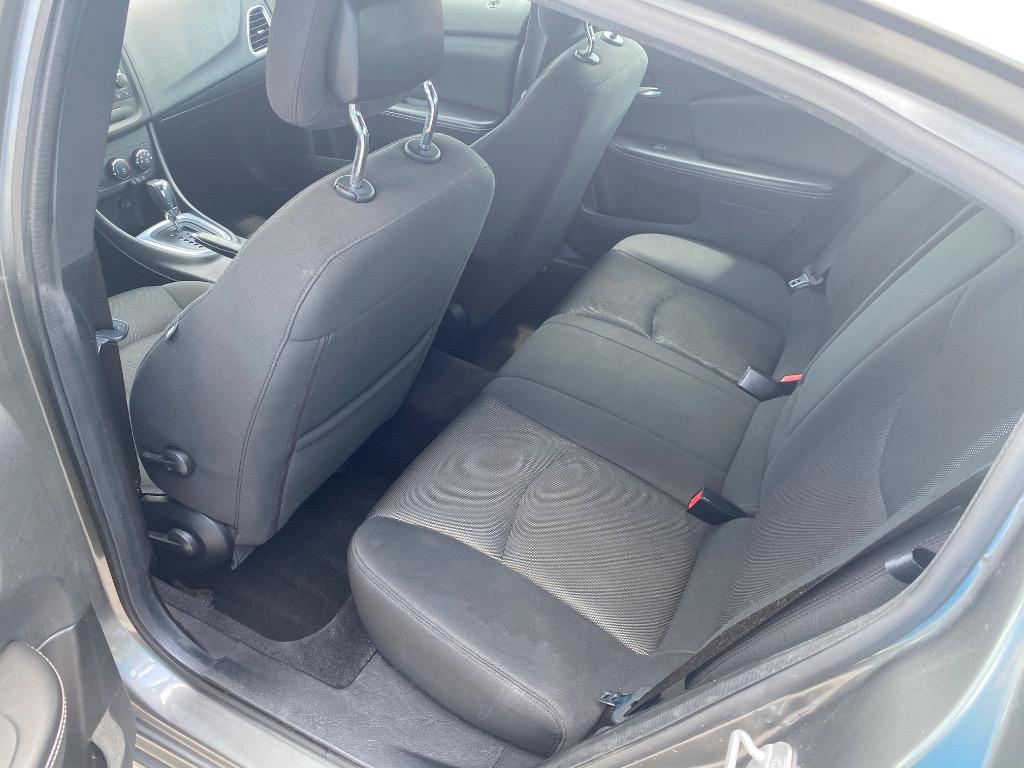 2013 Dodge Avenger - $6,995
