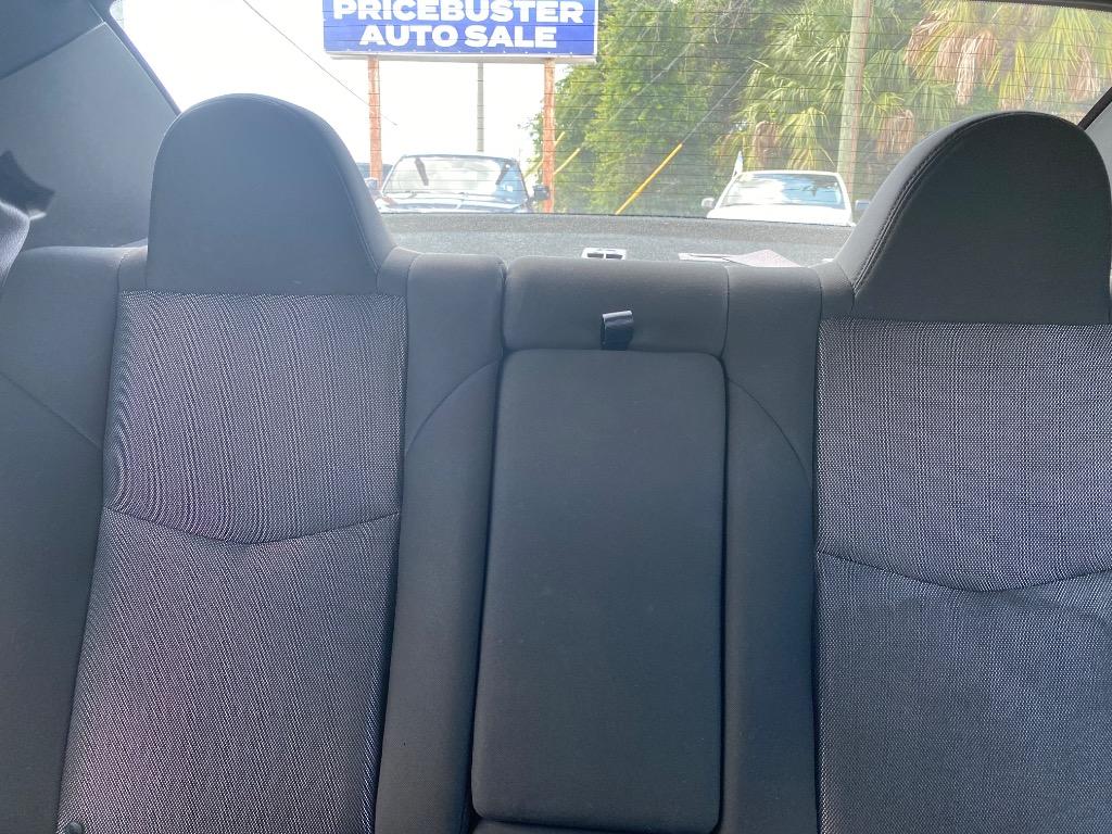 2013 Dodge Avenger - $6,995