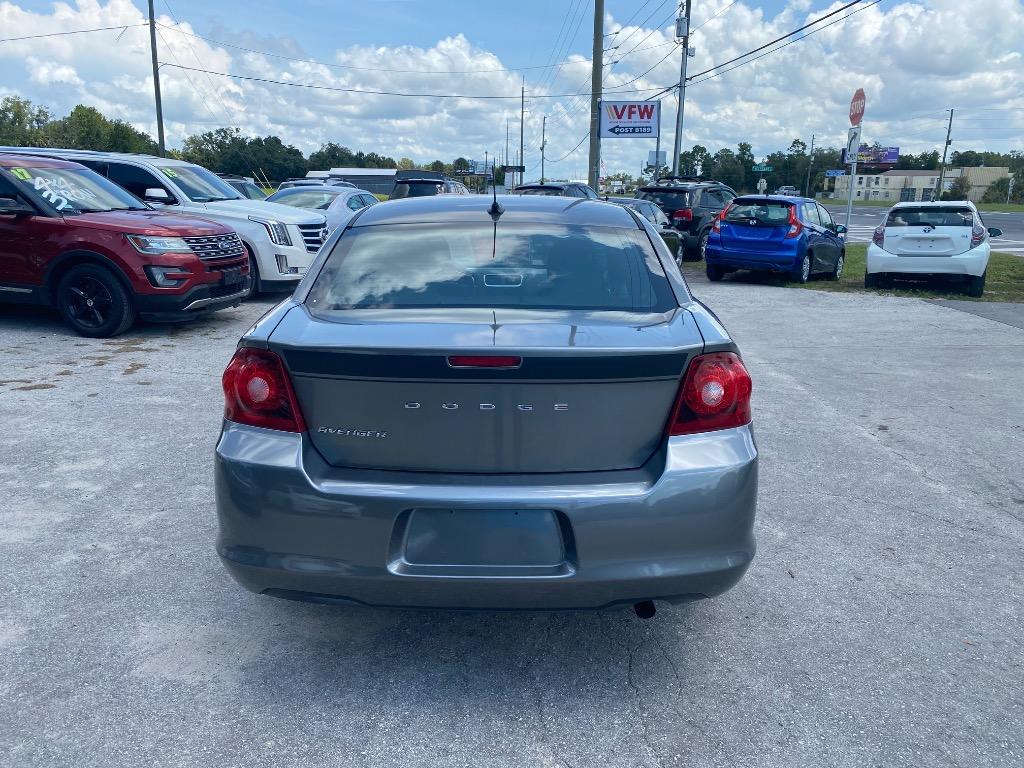 2013 Dodge Avenger - $6,995