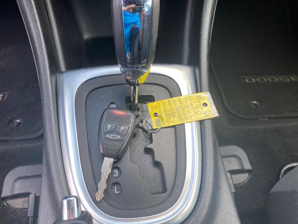 2013 Dodge Avenger - $6,995