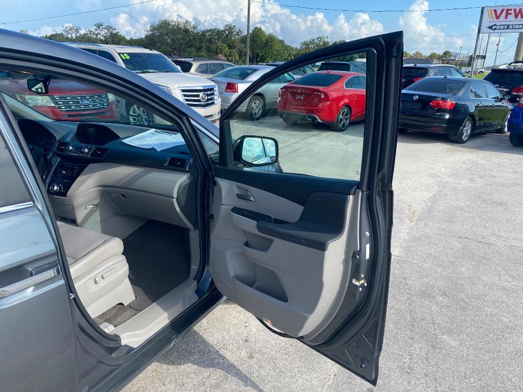2013 Honda Odyssey - $10,995