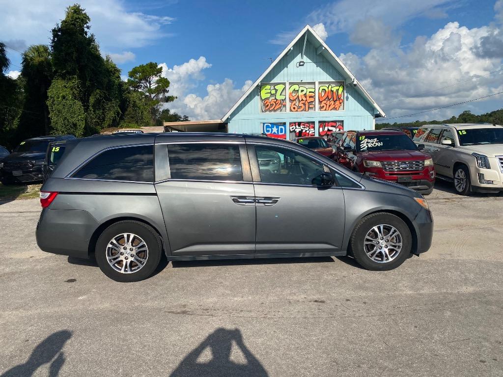 2013 Honda Odyssey - $10,995