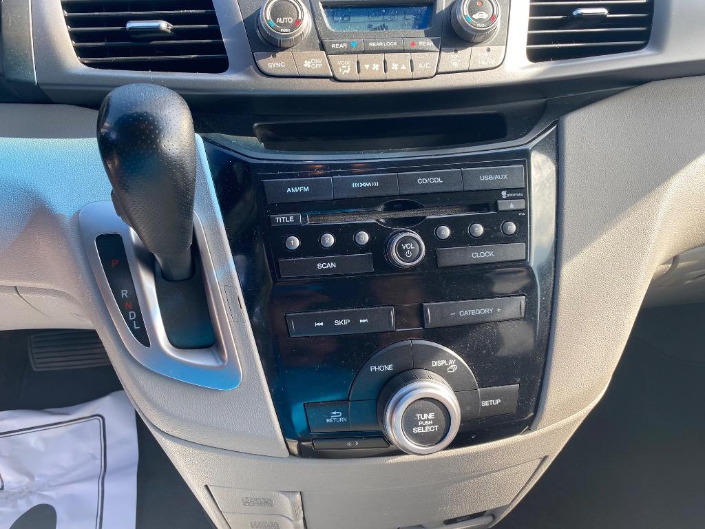 2013 Honda Odyssey - $10,995