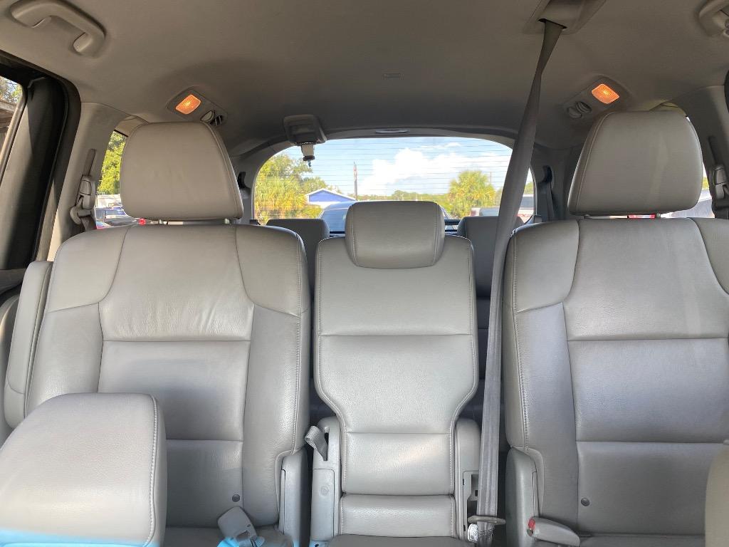 2013 Honda Odyssey - $10,995