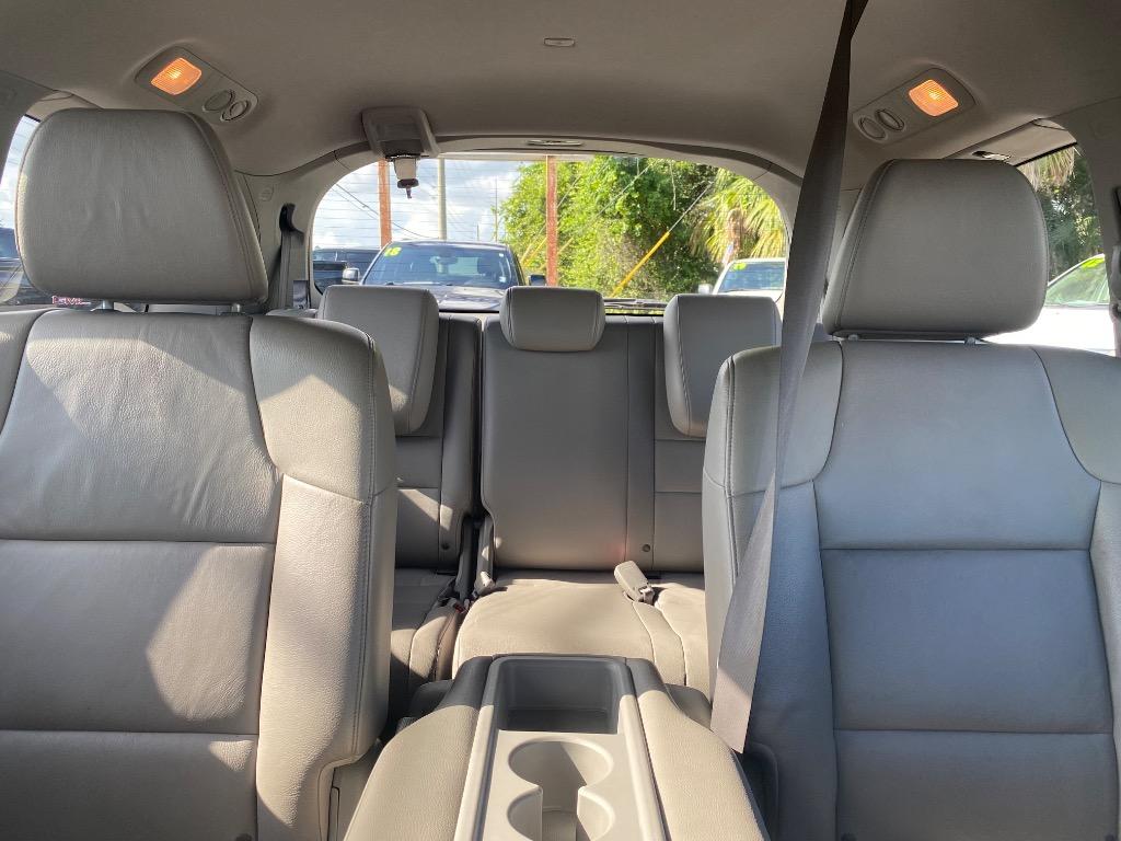 2013 Honda Odyssey - $10,995