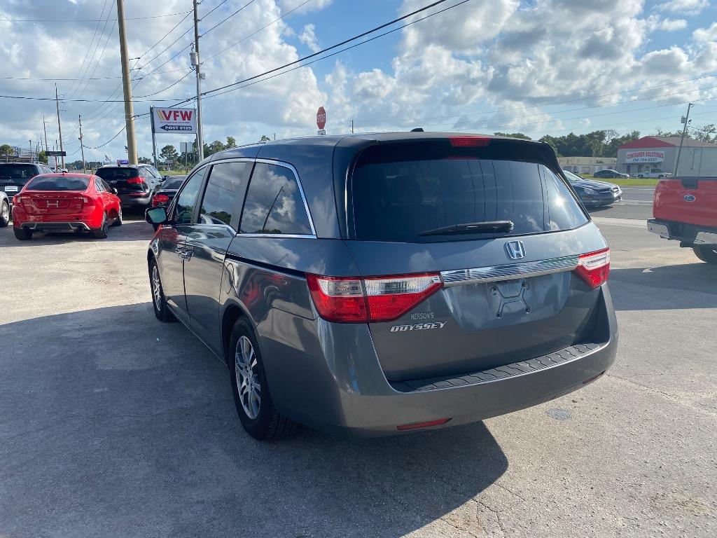 2013 Honda Odyssey - $10,995