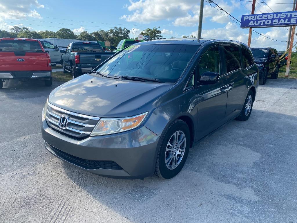 2013 Honda Odyssey - $10,995