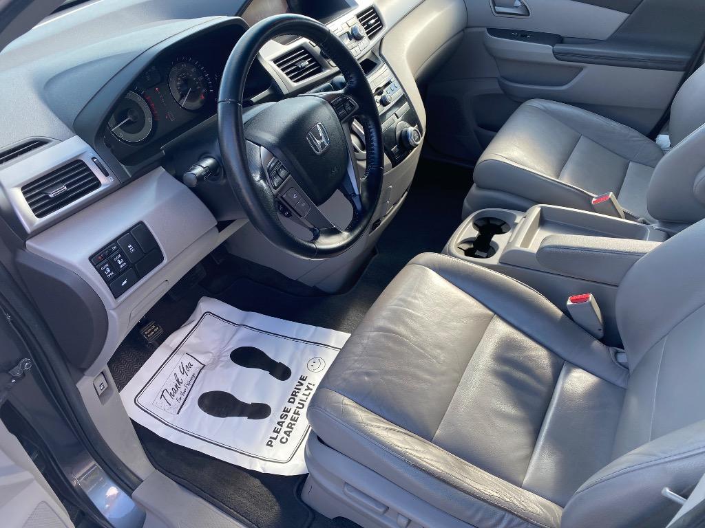 2013 Honda Odyssey - $10,995