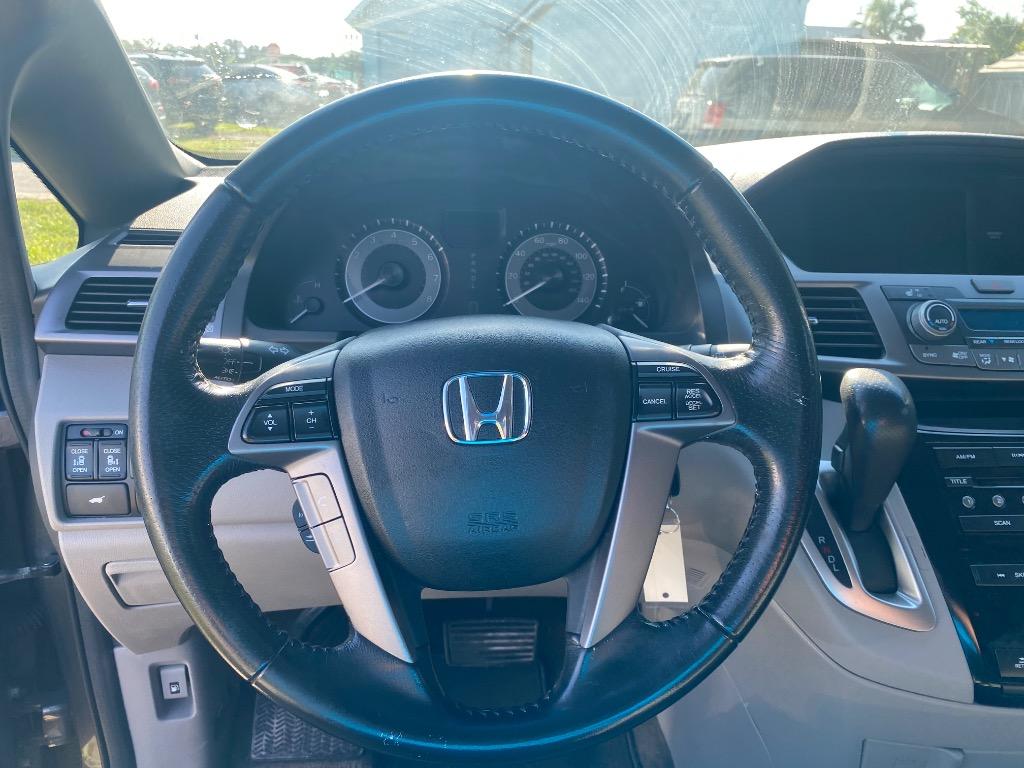 2013 Honda Odyssey - $10,995
