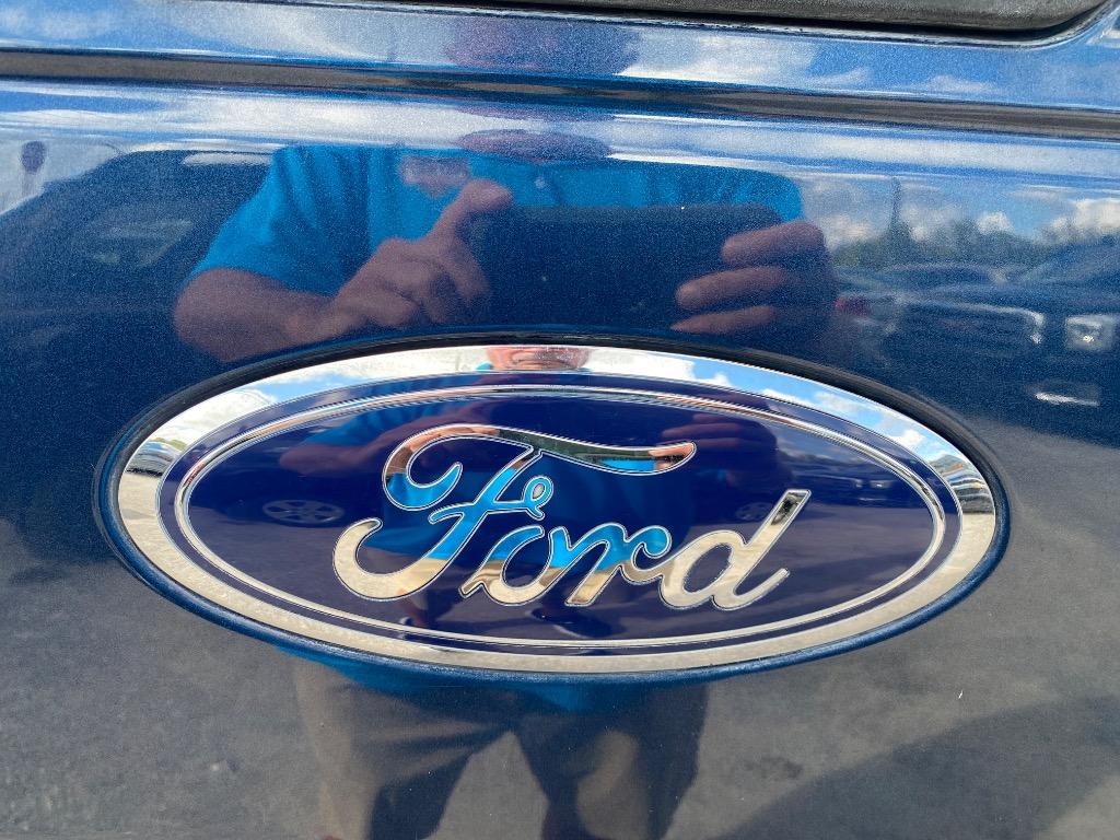2016 Ford F-150 - $15,995
