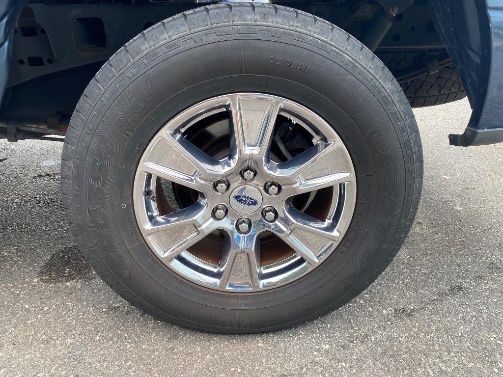 2016 Ford F-150 - $15,995