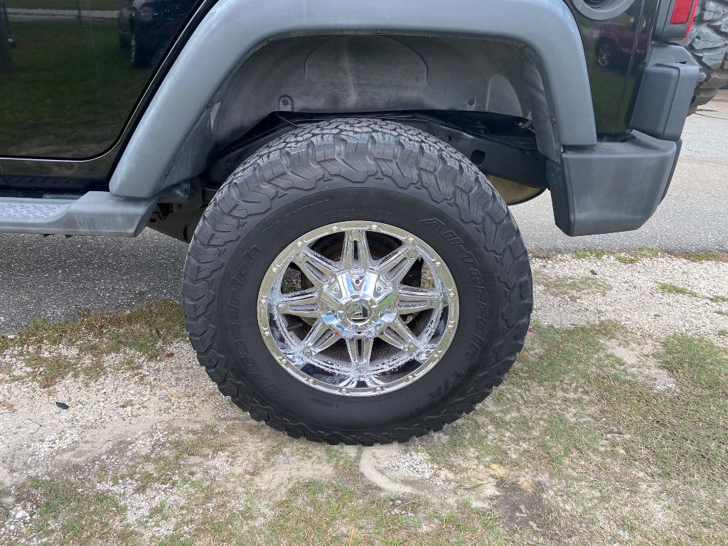 2011 Jeep Wrangler - $15,995