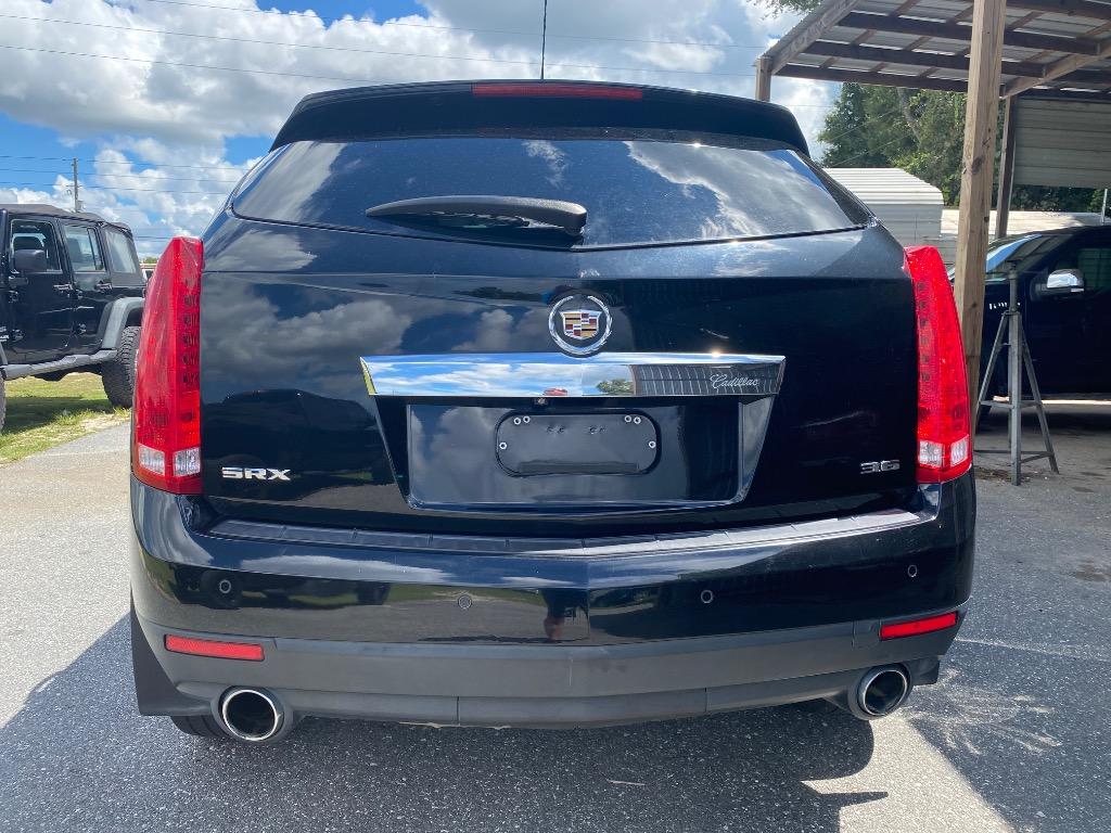 2015 Cadillac SRX - $8,995