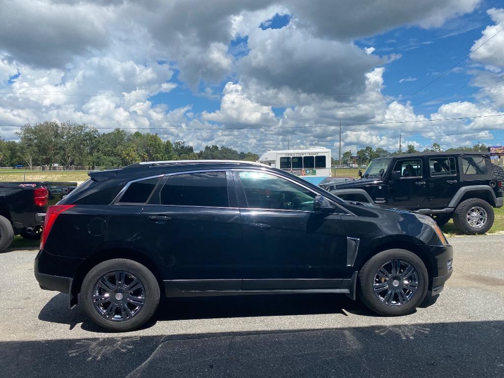 2015 Cadillac SRX - $8,995