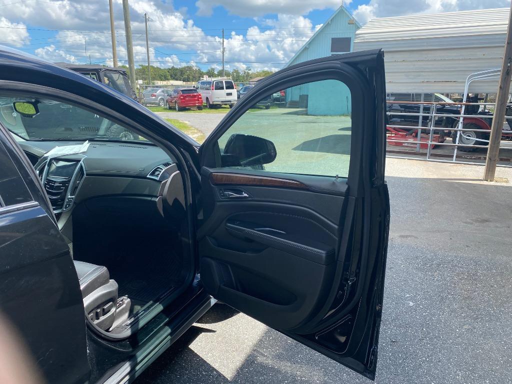 2015 Cadillac SRX - $8,995