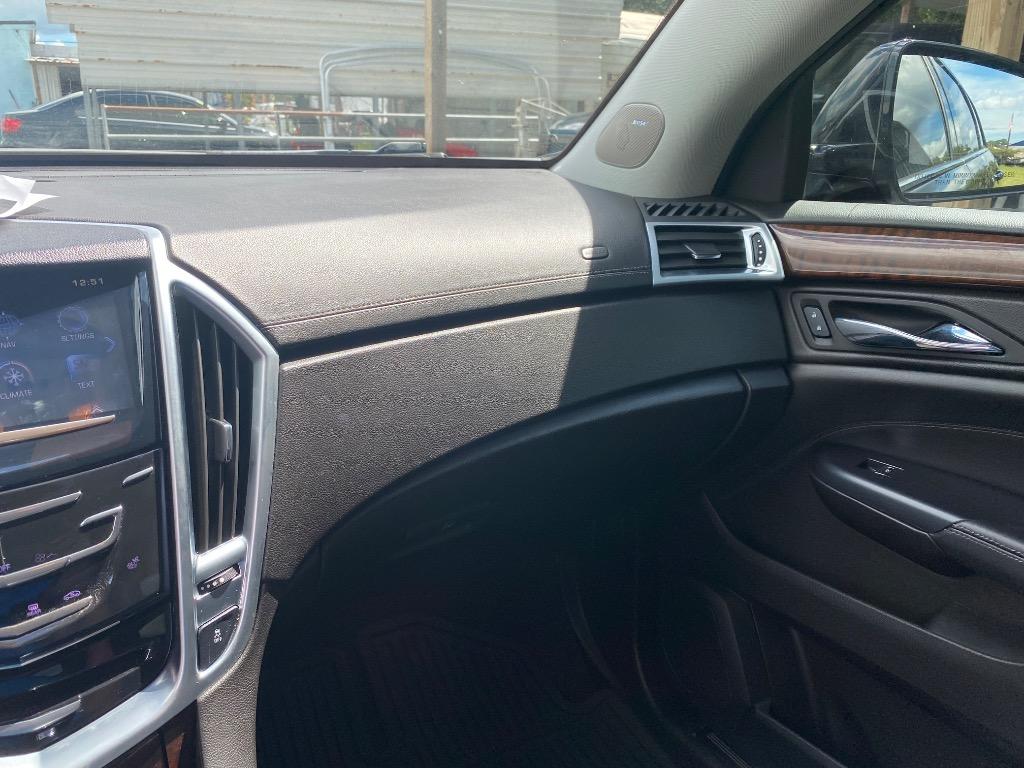 2015 Cadillac SRX - $8,995