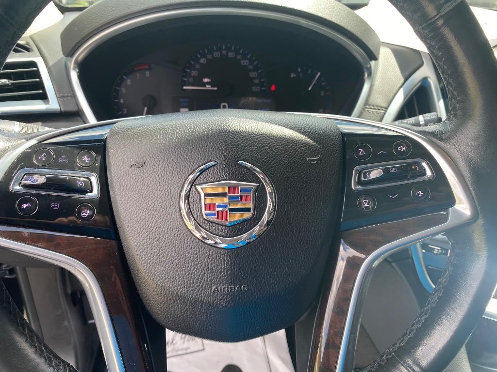 2015 Cadillac SRX - $8,995