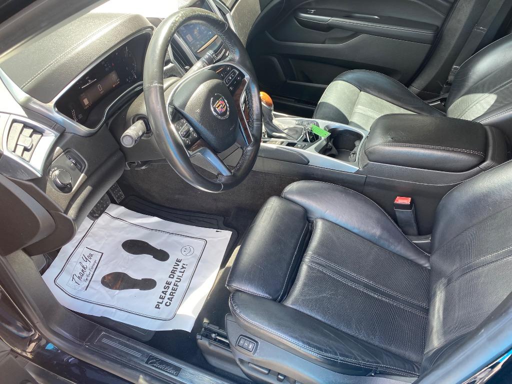 2015 Cadillac SRX - $8,995