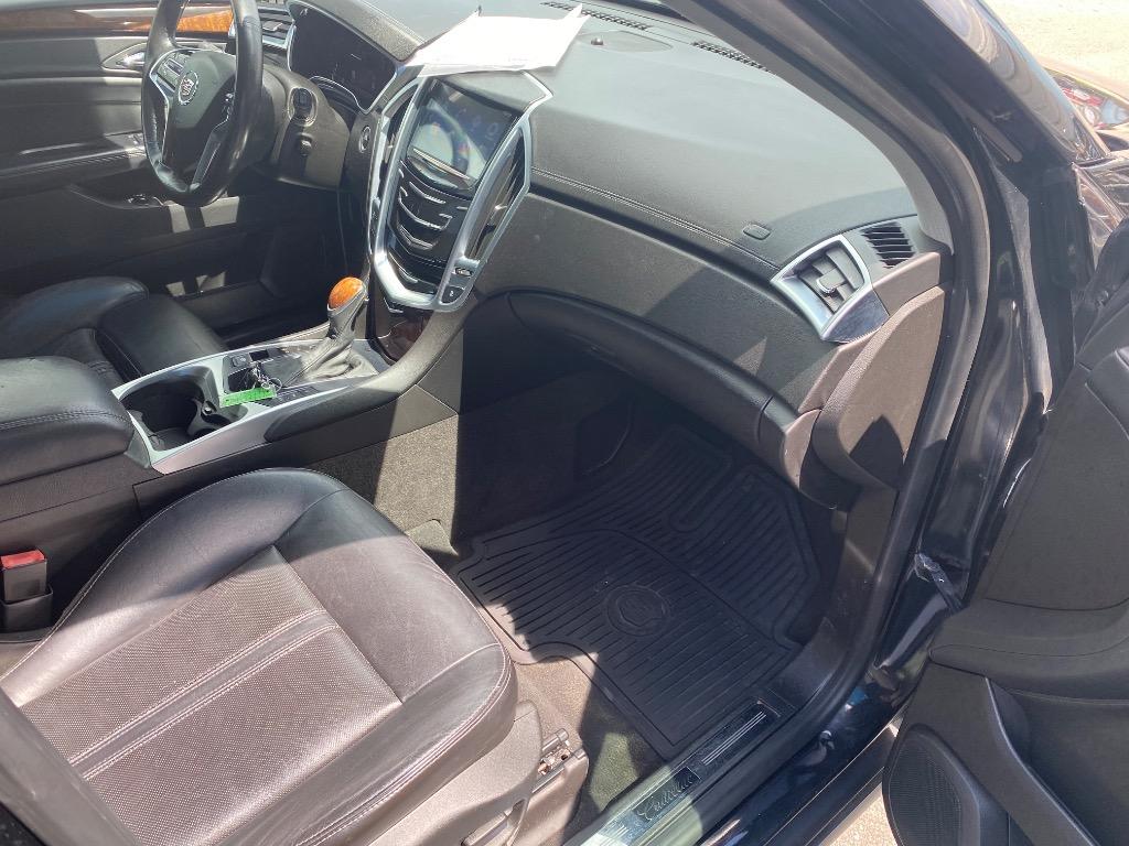 2015 Cadillac SRX - $8,995