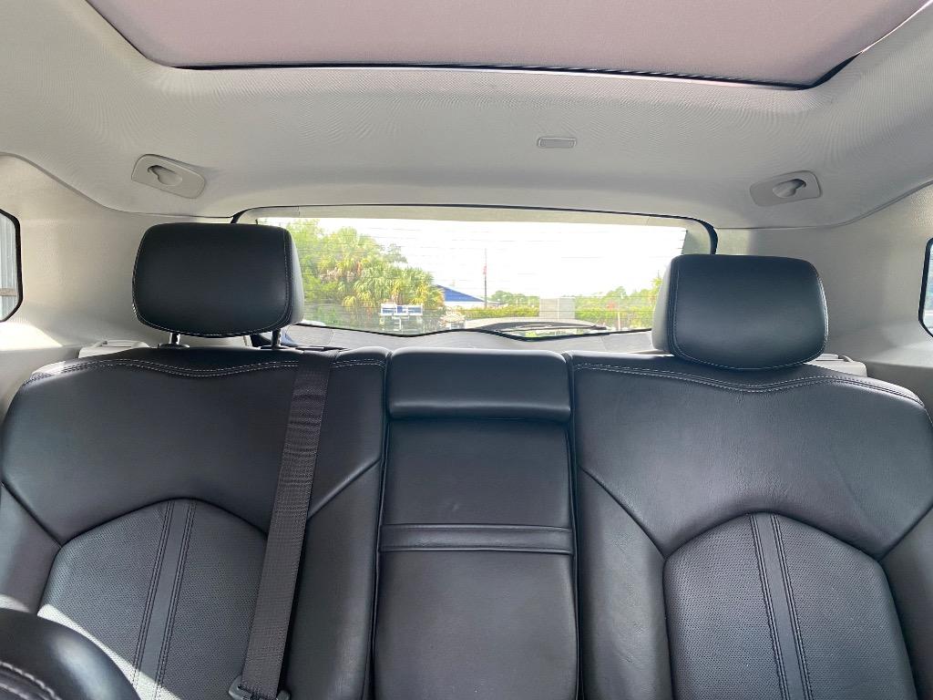 2015 Cadillac SRX - $8,995