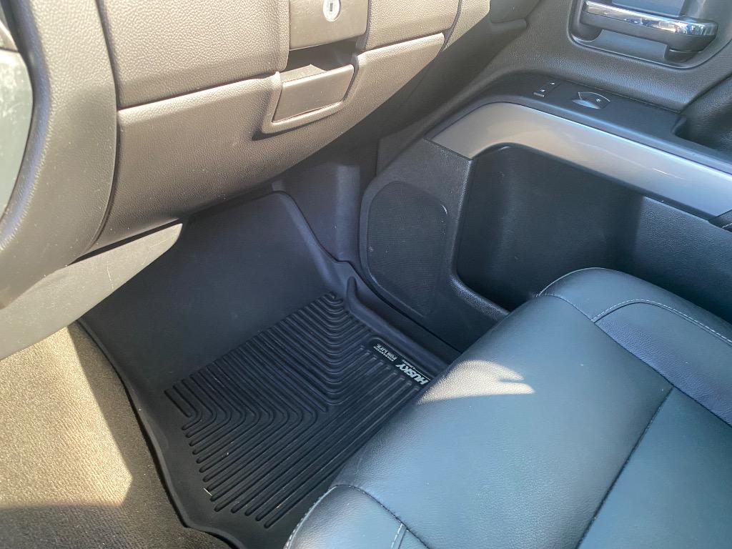 2015 Chevrolet Silverado - $15,995