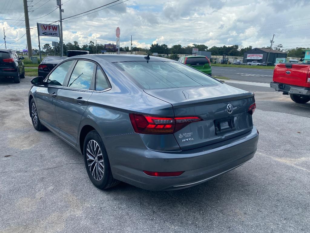 2019 Volkswagen Jetta - $10,995