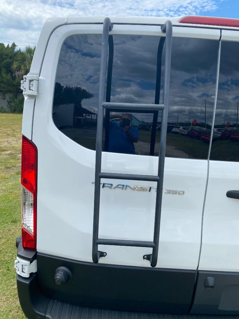 2017 Ford Transit - $15,995