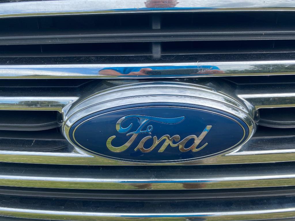 2017 Ford Transit - $15,995