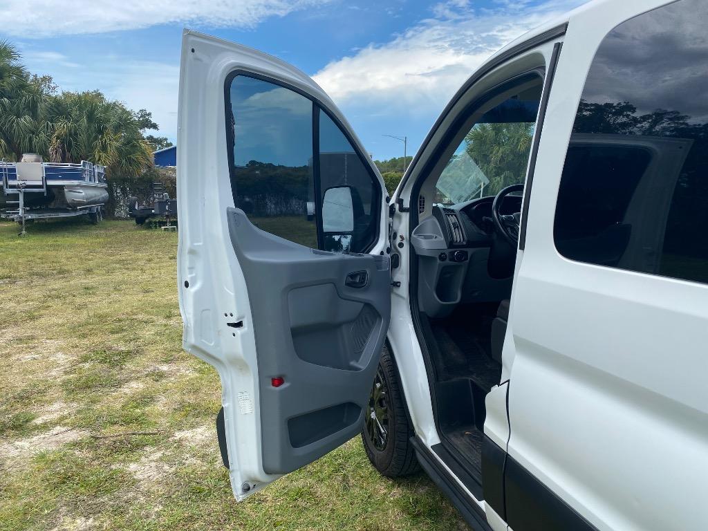 2017 Ford Transit - $15,995
