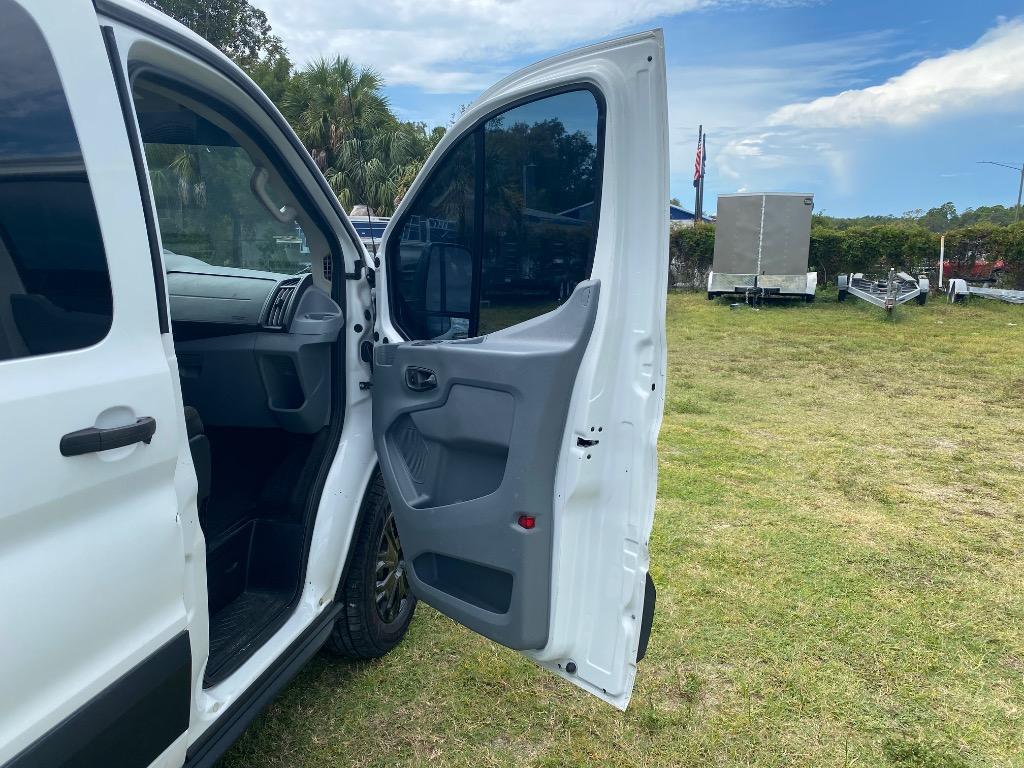 2017 Ford Transit - $15,995