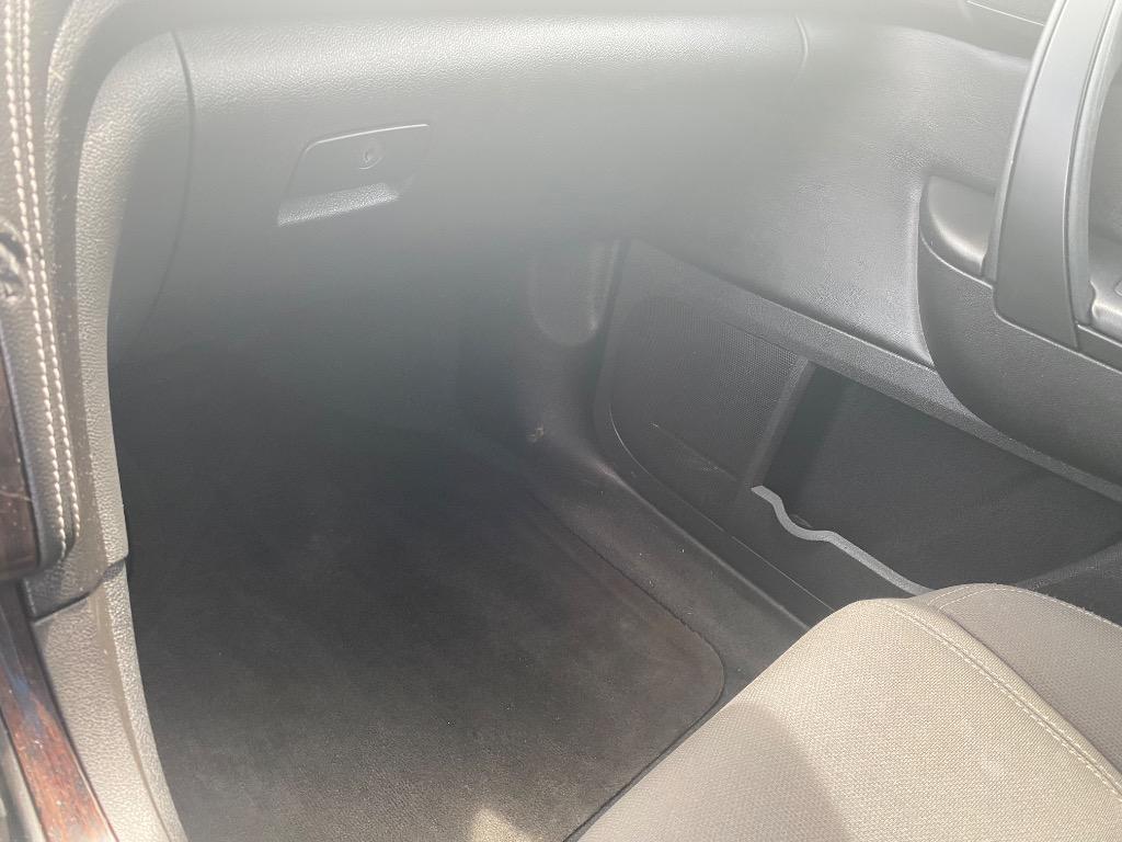 2017 Chevrolet Traverse - $9,995