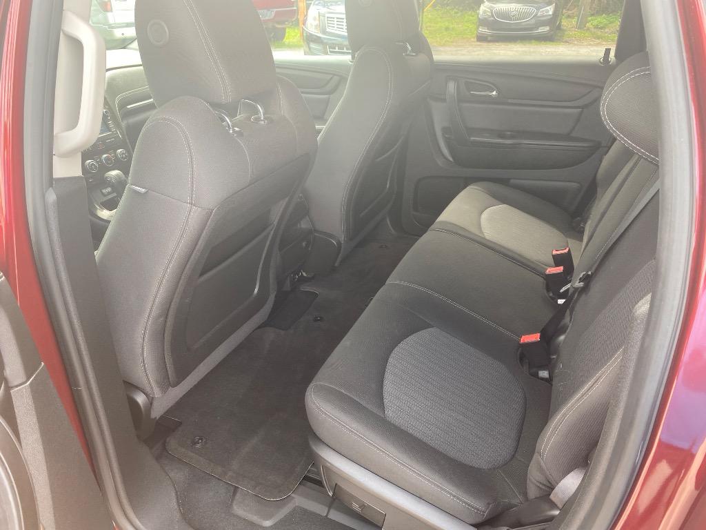 2017 Chevrolet Traverse - $9,995