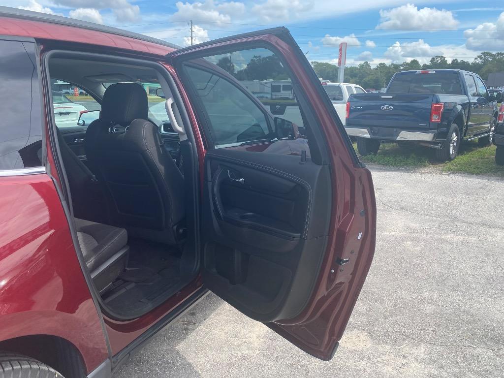 2017 Chevrolet Traverse - $9,995