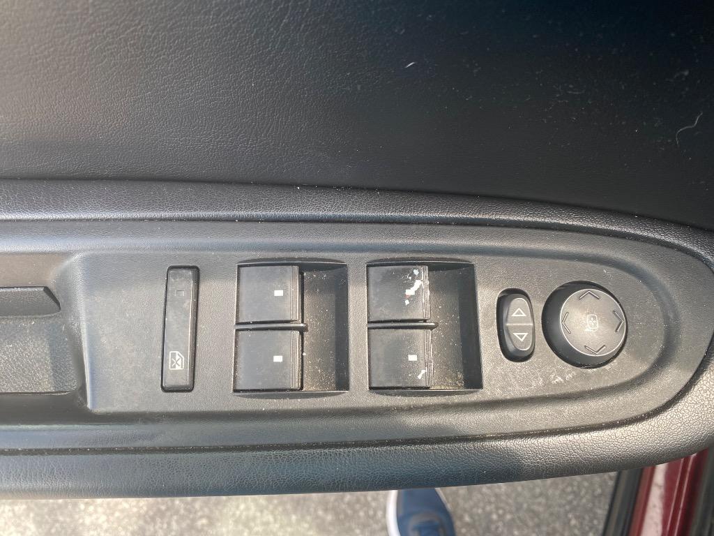 2017 Chevrolet Traverse - $9,995