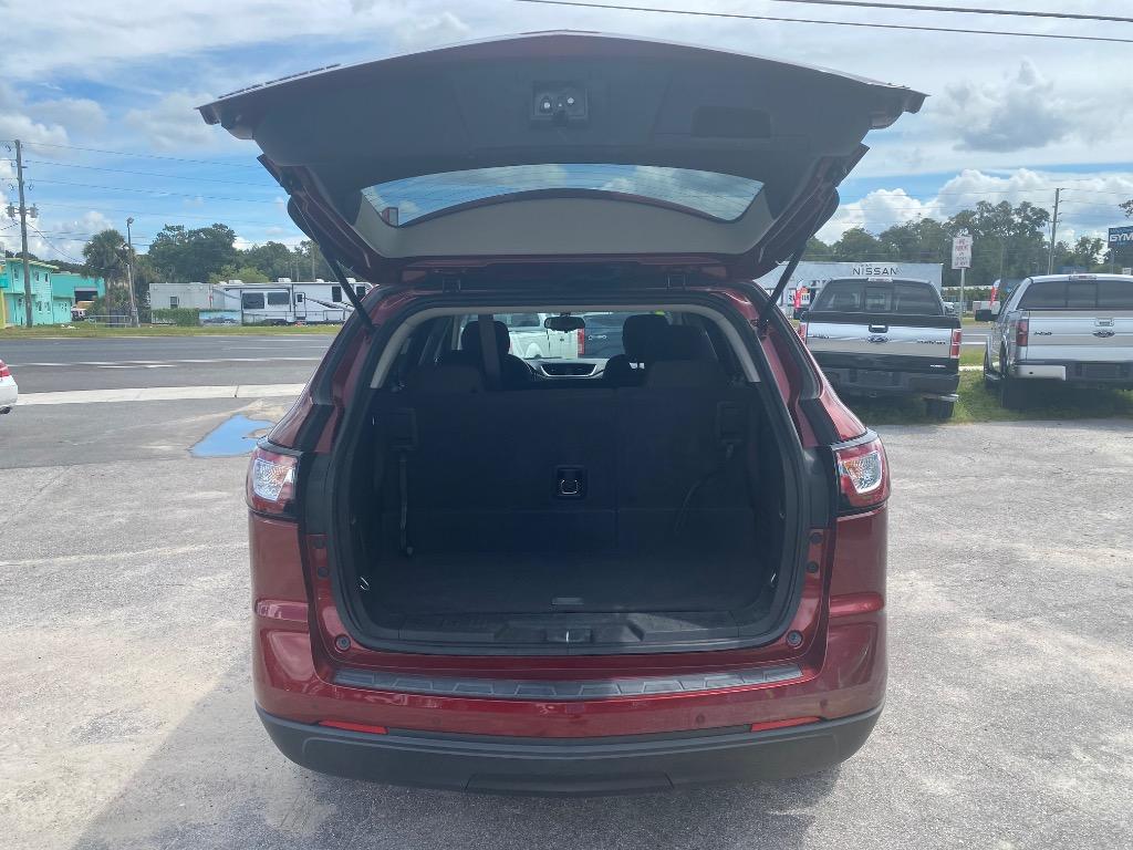 2017 Chevrolet Traverse - $9,995