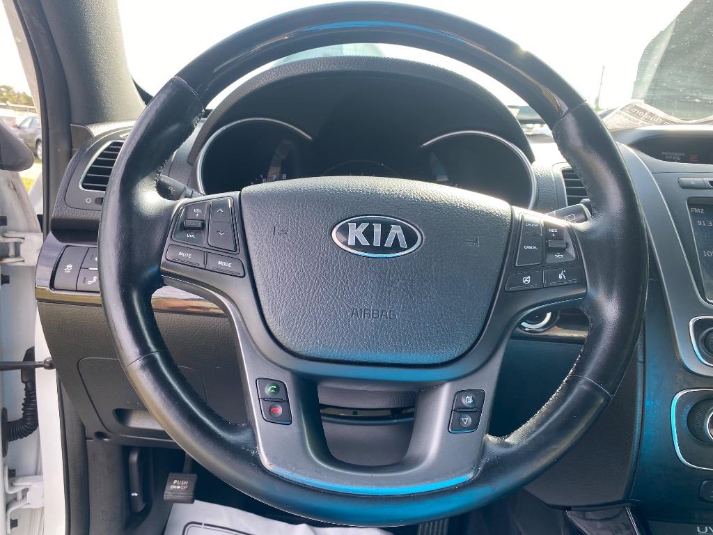 2014 Kia Sorento - $6,995