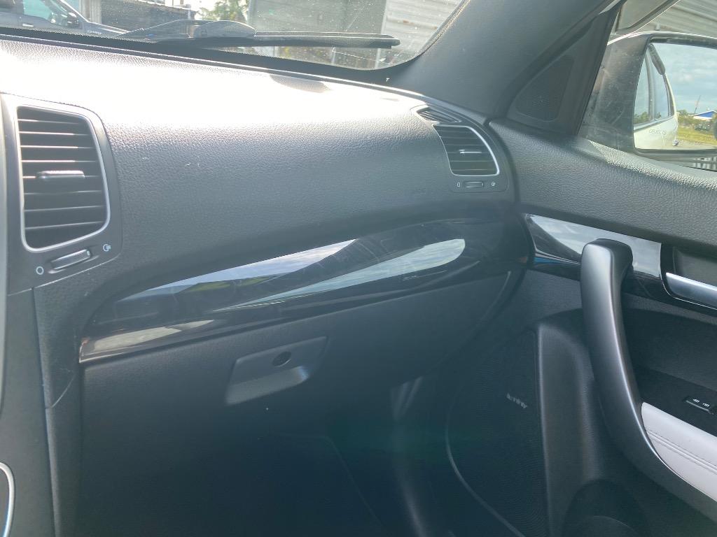 2014 Kia Sorento - $6,995