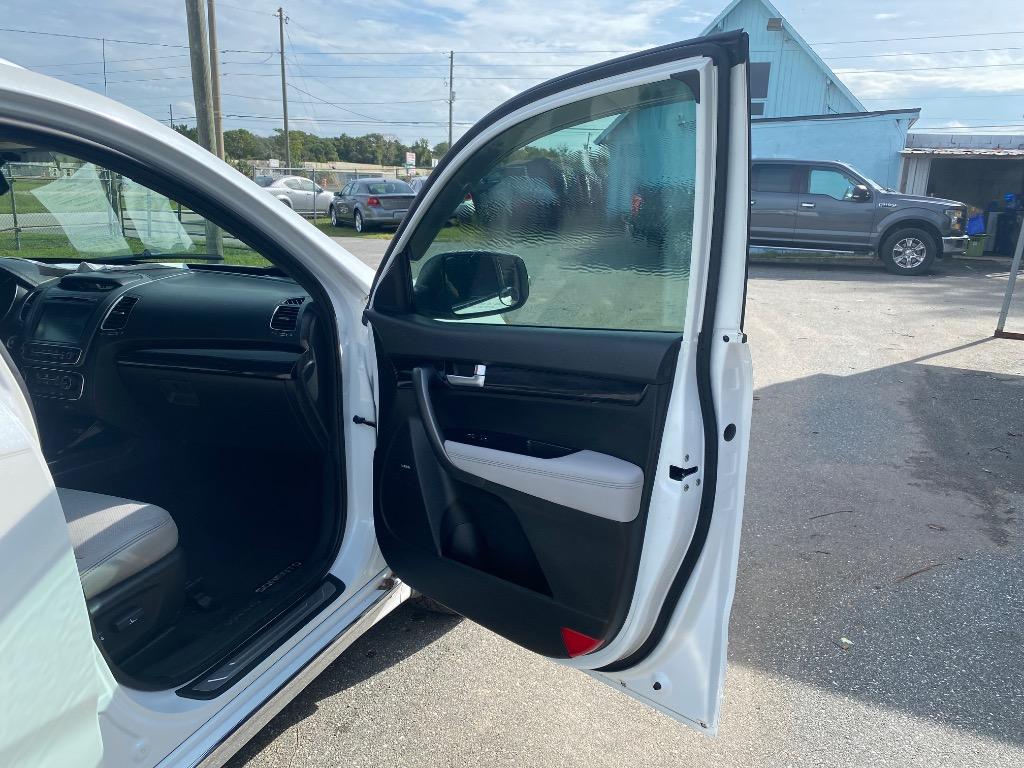 2014 Kia Sorento - $6,995