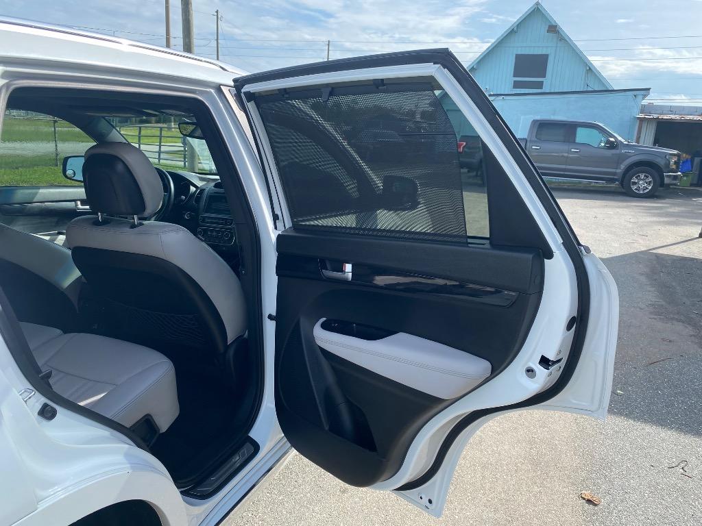 2014 Kia Sorento - $6,995